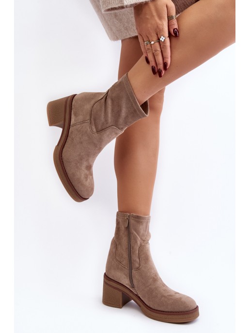 Moteriški kulkšnies batai su Block Heel Beige Argastis Moteriški kulkšnies batai su Block Heel Beige Argastis