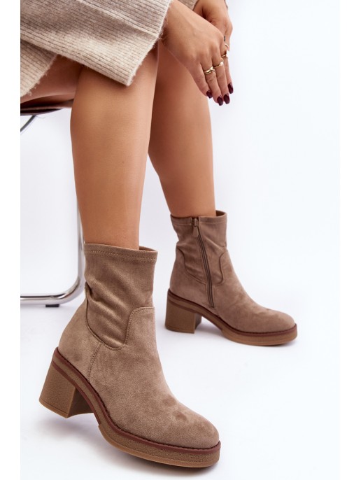 Moteriški kulkšnies batai su Block Heel Beige Argastis Moteriški kulkšnies batai su Block Heel Beige Argastis