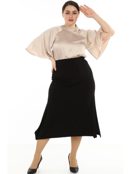 Uzliesmojoši melni svārki