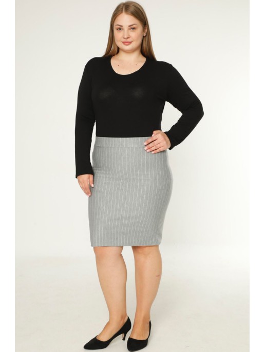 Серая полосатая юбка