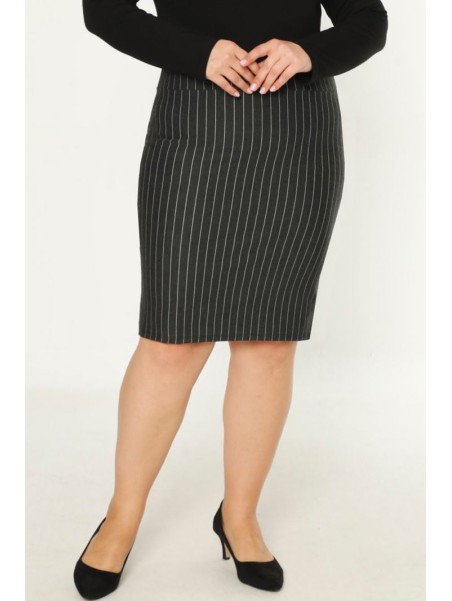 Черная полосатая юбка