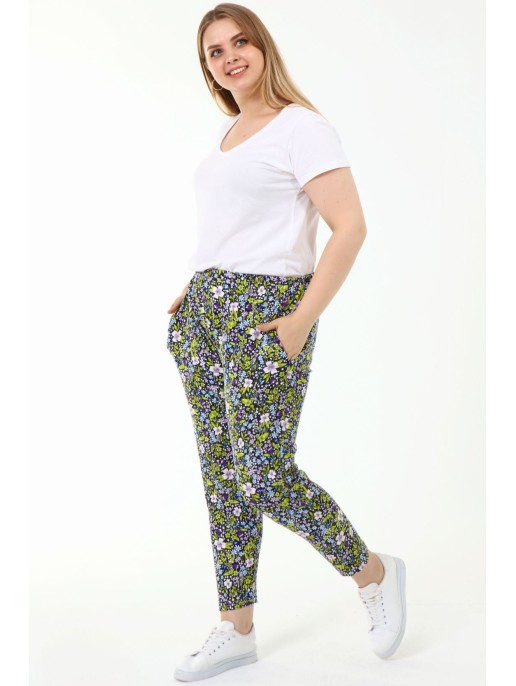 Puķainas brīva stila bikses ar kabatām Puķainas brīva stila bikses ar kabatām
