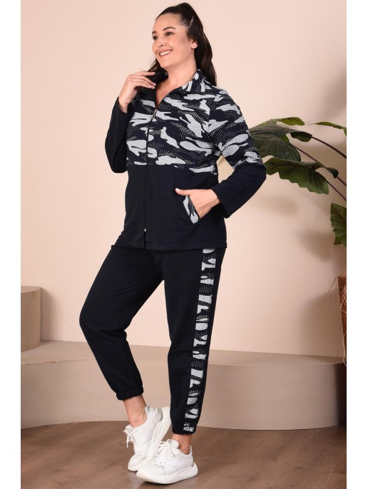 Naiste tõmblukuga dressid Naiste tõmblukuga dressid