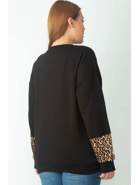 Paprastas džemperis su gyvūnų kailio raštu