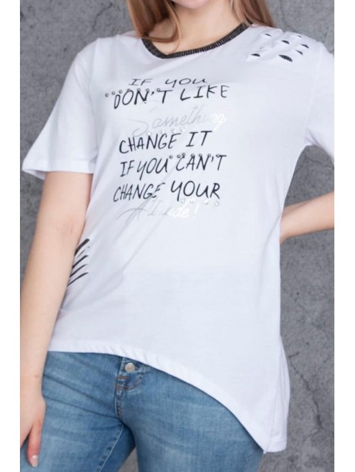Белая футболка с надписями Белая футболка с надписями