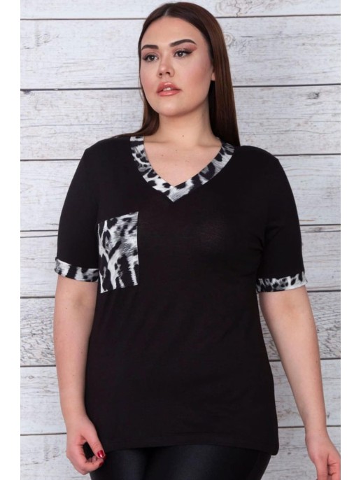 Juoda palaidinė su priekine kišenėle Juoda palaidinė su priekine kišenėle