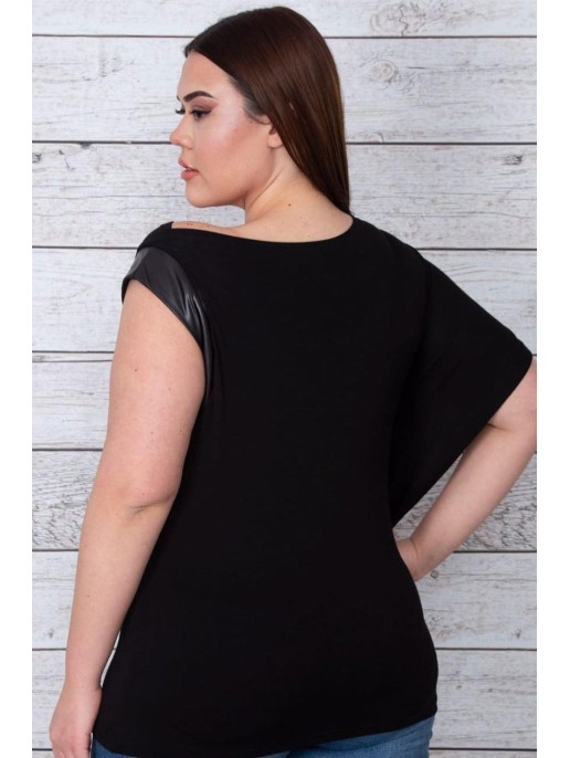 Melna asimetriska blūze ar īsām... Melna asimetriska blūze ar īsām...