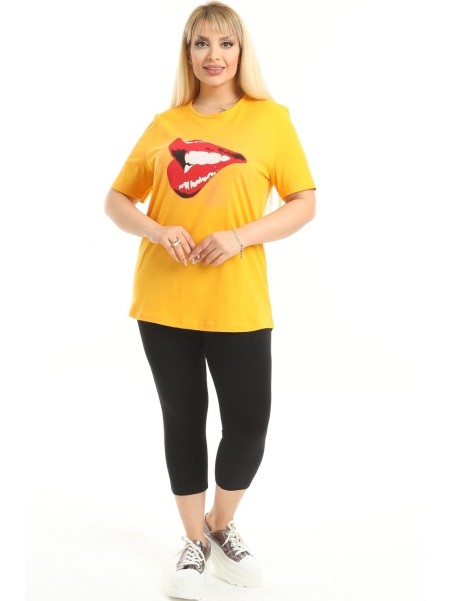 Dzeltens sieviešu T-krekls ar īsām piedurknēm