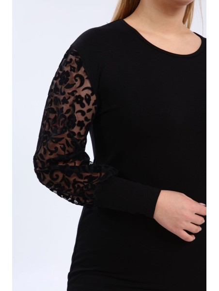 Juodos spalvos palaidinė ilgomis rankovėmis