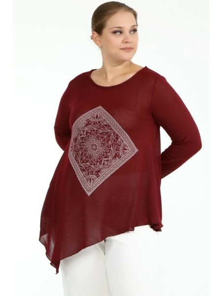Женская блузка с длинными рукавами с орнаментом
