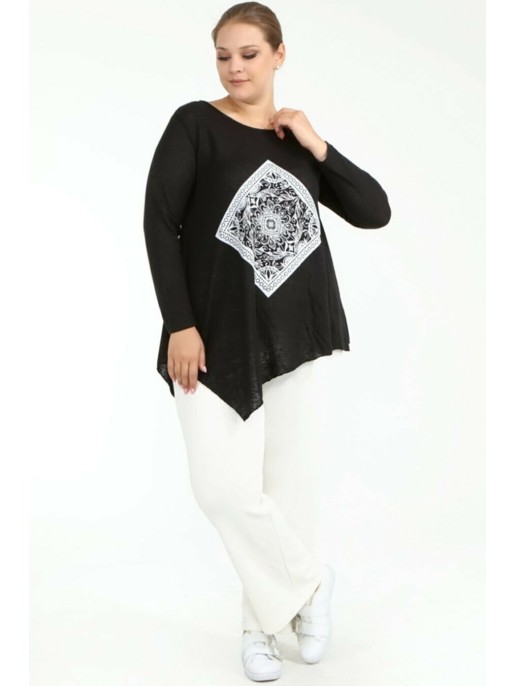 Juoda palaidinė ilgomis rankovėmis su ornamentu Juoda palaidinė ilgomis rankovėmis su ornamentu