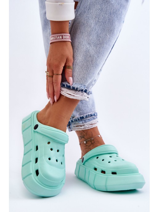 Women's Foam Platform Crocs Mint Beckett