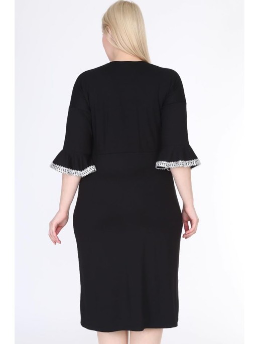 Elegantiška juoda suknelė Elegantiška juoda suknelė