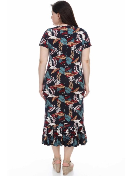 Kleita ar īsām piedurknēm