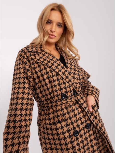 Płaszcz-LK-PL-509407.96P-camelowy