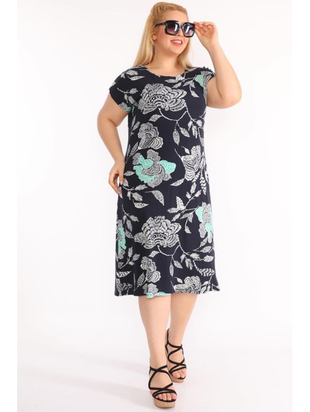 Летнее платье с короткими рукавами