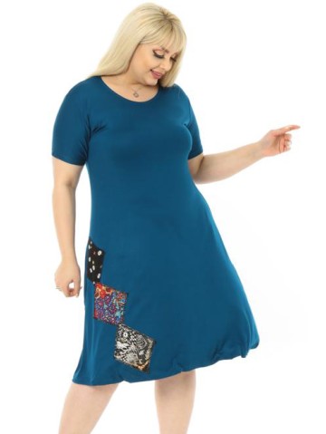 Lühikeste varrukatega türkiissinine kleit