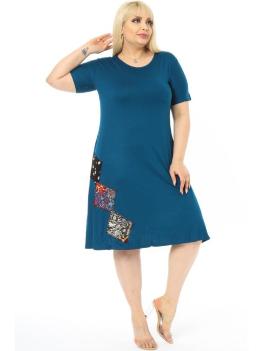 Бирюзовое платье с короткими рукавами Бирюзовое платье с короткими рукавами