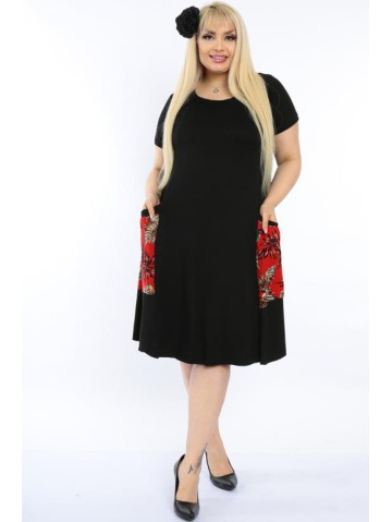 Uzliesmojoša melna kleita 2