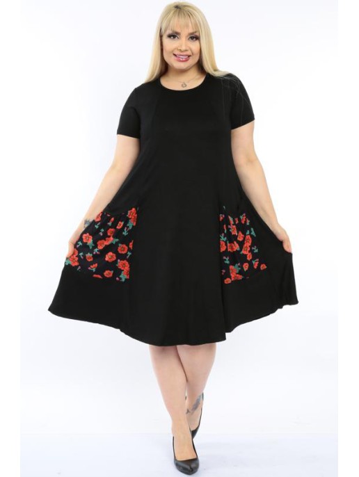 XL suuruses lilleliste taskutega kleit XL suuruses lilleliste taskutega kleit