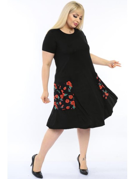 Suknelė su gėlėtomis kišenėmis