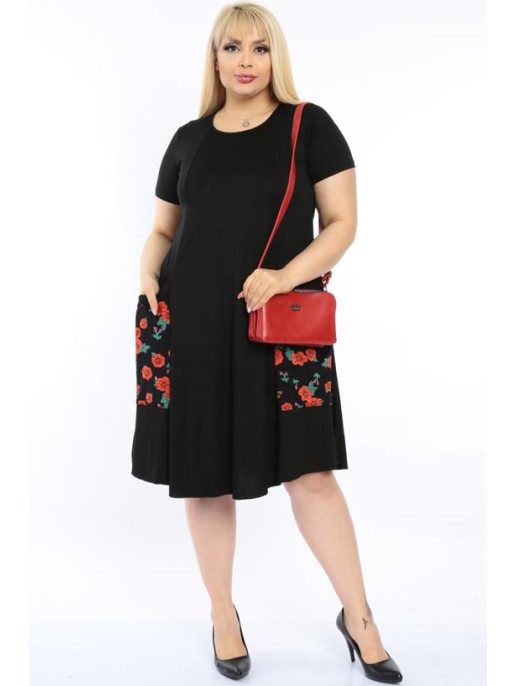 XL dydžių suknelė su gėlėtomis kišenėmis XL dydžių suknelė su gėlėtomis kišenėmis