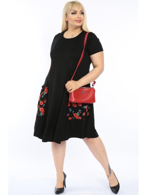 XL suuruses lilleliste taskutega kleit XL suuruses lilleliste taskutega kleit