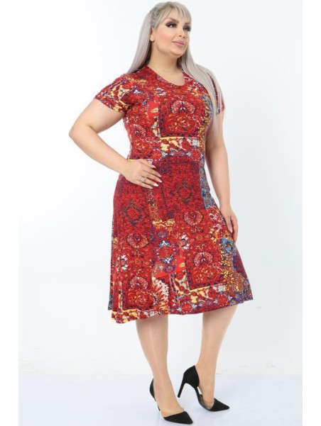 Mustriline lühikeste varrukatega kleit