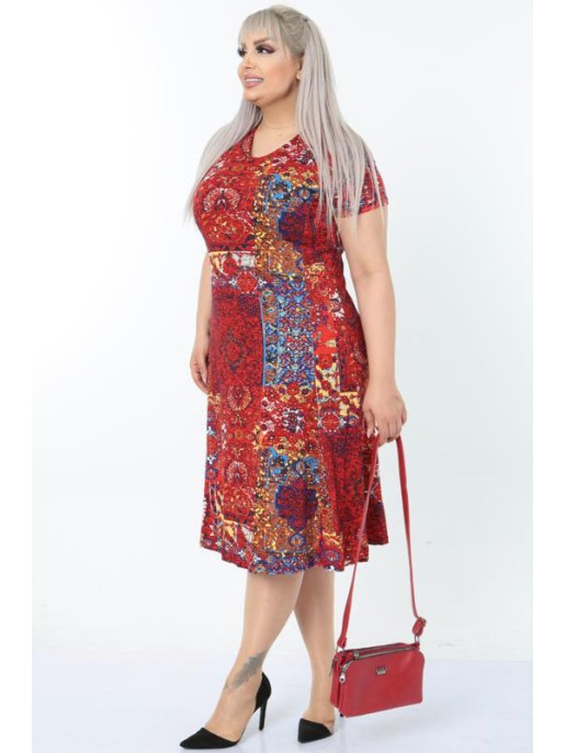 Rakstaina kleita ar īsām piedurknēm Rakstaina kleita ar īsām piedurknēm