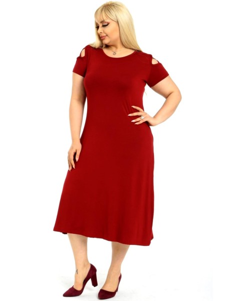 Бордовое платье с разрезами