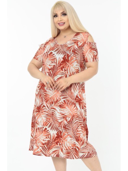 Легкое летнее платье с узорами