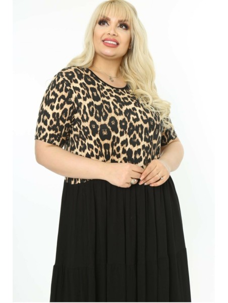 Platėjanti suknelė su raukiniais