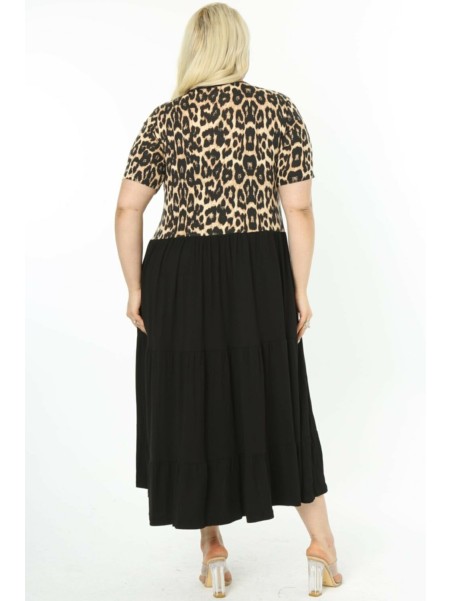 Platėjanti suknelė su raukiniais