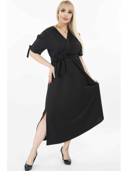 Must pikk kaelusega kleit