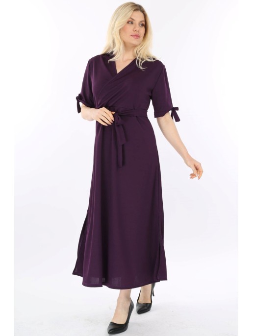 Ilga tamsiai violetinė suknelė su dirželiu Ilga tamsiai violetinė suknelė su dirželiu