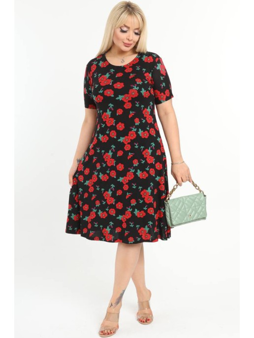 Летнее платье с цветочным принтом Летнее платье с цветочным принтом