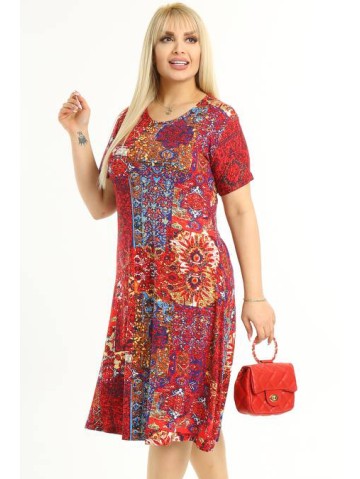 Marga suknelė su raštais