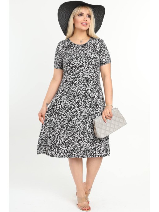 Melnbalta viskozes kleita ar īsām... Melnbalta viskozes kleita ar īsām...