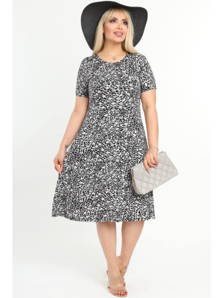 Must-valge viskoosst kleit lühikeste varrukatega