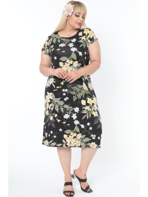 Paprasta gėlėta suknelė apkūnioms Paprasta gėlėta suknelė apkūnioms