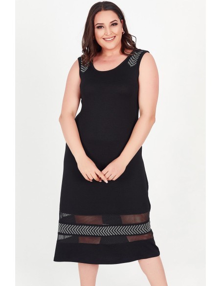 Modes melna kleita ar lencēm