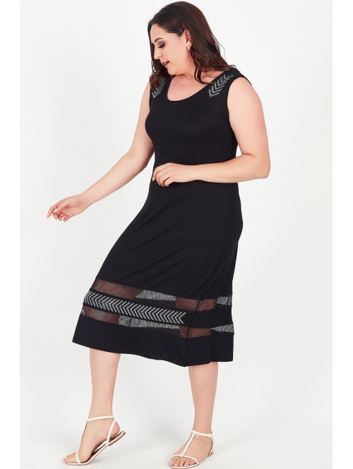 Madinga juoda suknelė ant petnešų Madinga juoda suknelė ant petnešų