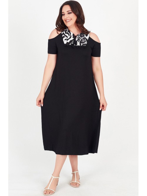 Must loomakarva motiividega kleit Must loomakarva motiividega kleit