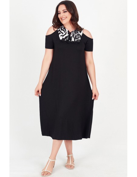 Must loomakarva motiividega kleit