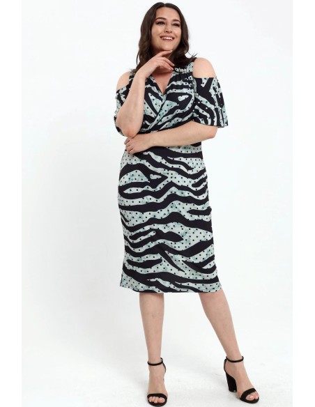 Skaista kleita piparmētru krāsā