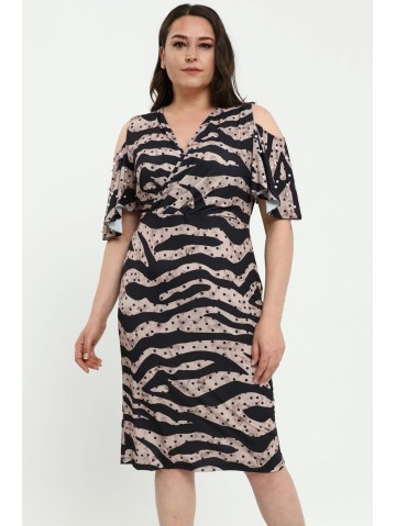 Бежевое платье с искусственным жемчугом