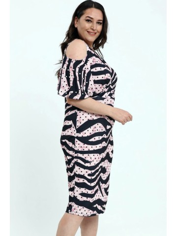 Gaiši rozā kleita ar krellēm 2