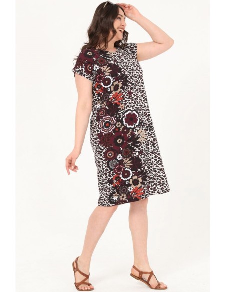 Kokvilnas kleita ar dzīvnieku kažokādu rakstiem