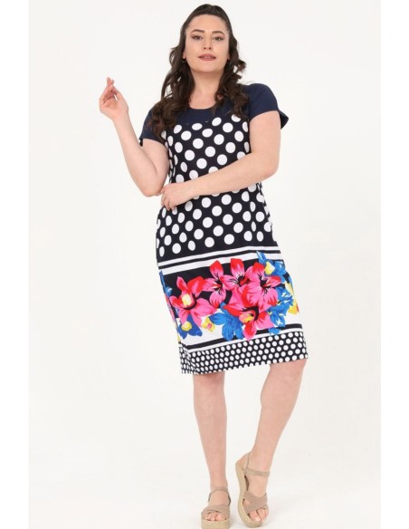 Kaunis pallide ja lilledega suvekleit