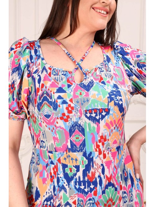 Daugiaspalvė moterų suknelė laisvalikiui Daugiaspalvė moterų suknelė laisvalikiui